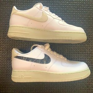 NIKE WOMENS AIR FORCE 1